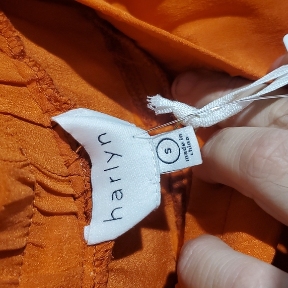 NWT Anthropologie Harlyn Silky soft leggings with cropped leg ties - Picture 5 of 6